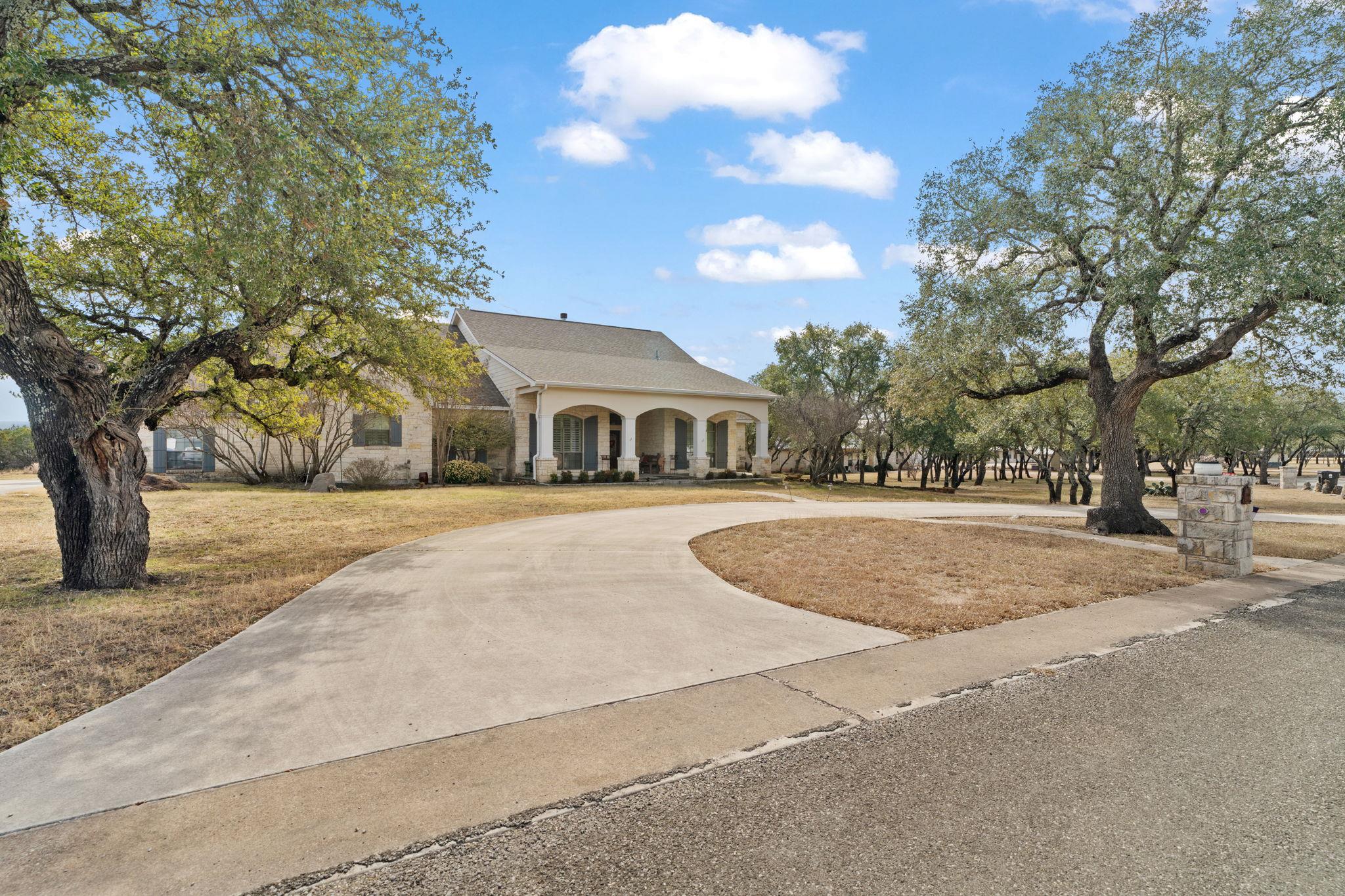 203 Circle Oaks Drive Burnet TX 78611