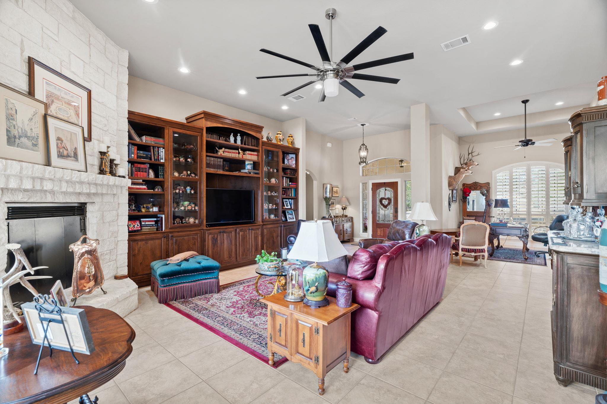 203 Circle Oaks Drive Burnet TX 78611