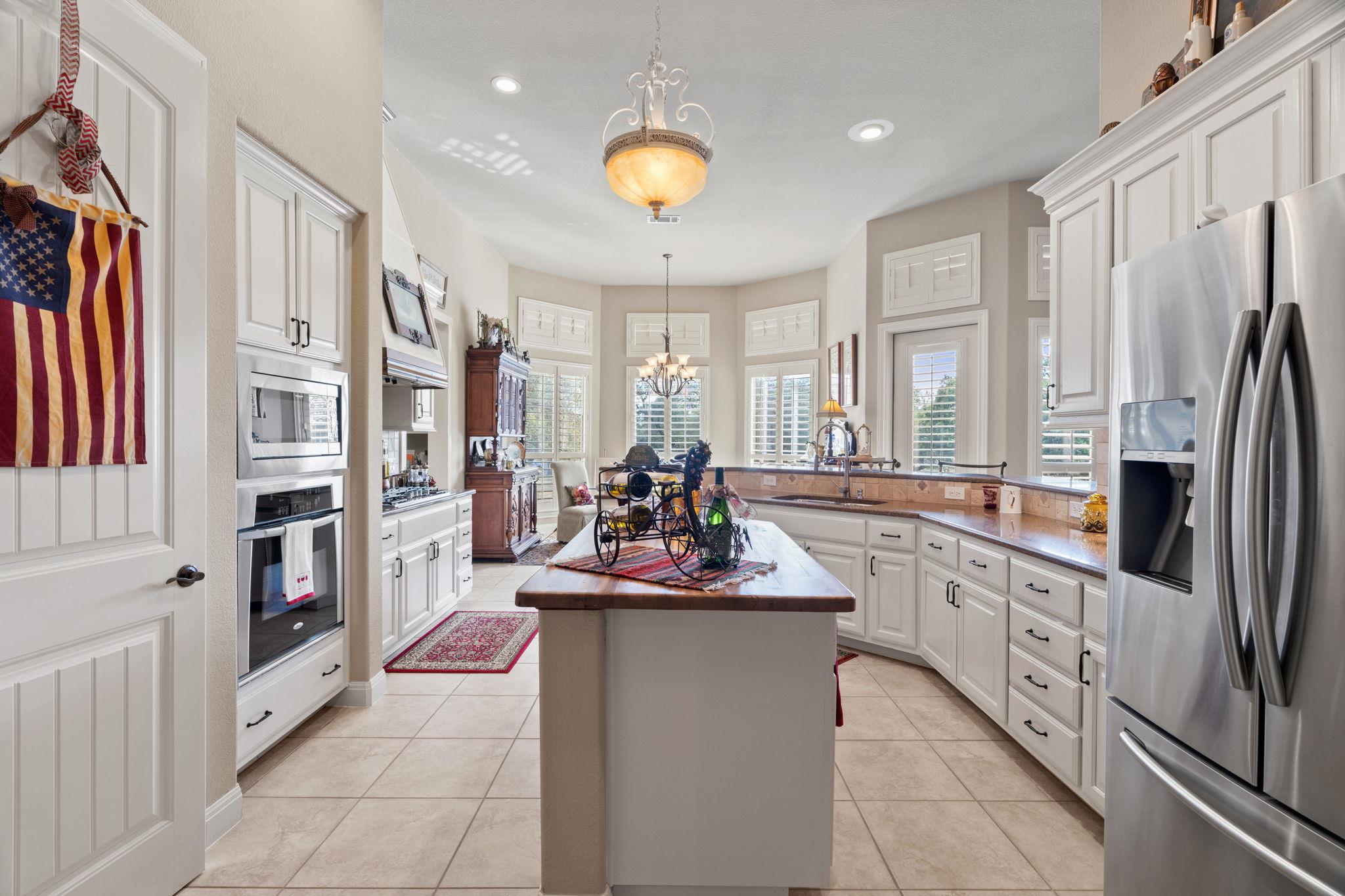 203 Circle Oaks Drive Burnet TX 78611