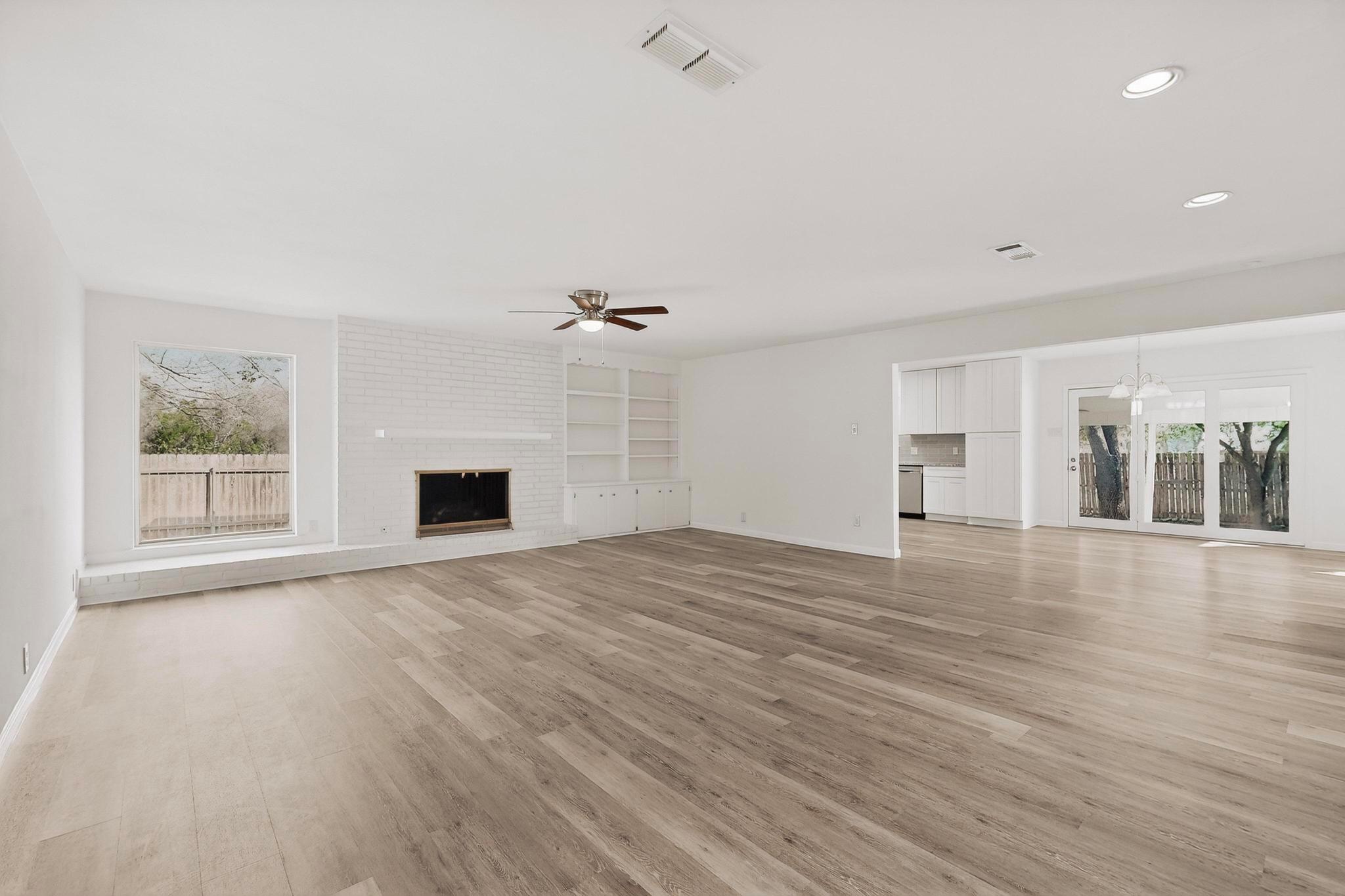 812 George Street Taylor TX 76574