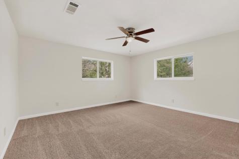 812 George Street Taylor TX 76574