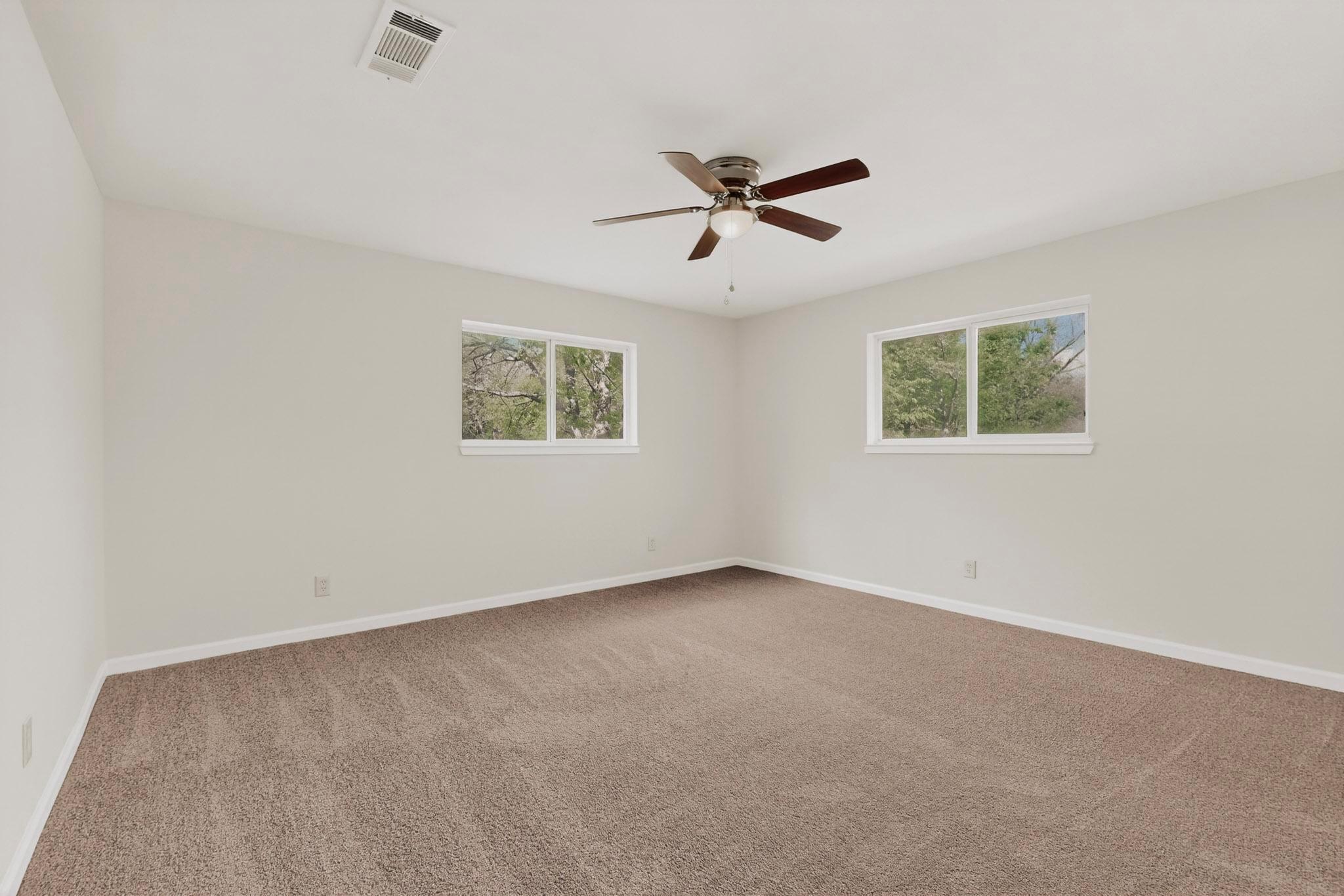 812 George Street Taylor TX 76574