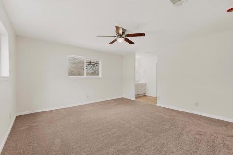 812 George Street Taylor TX 76574