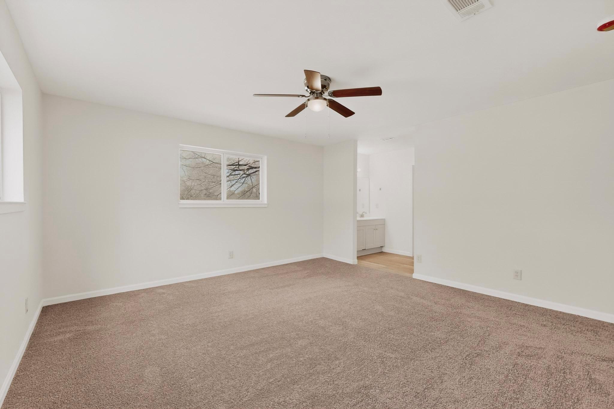 812 George Street Taylor TX 76574