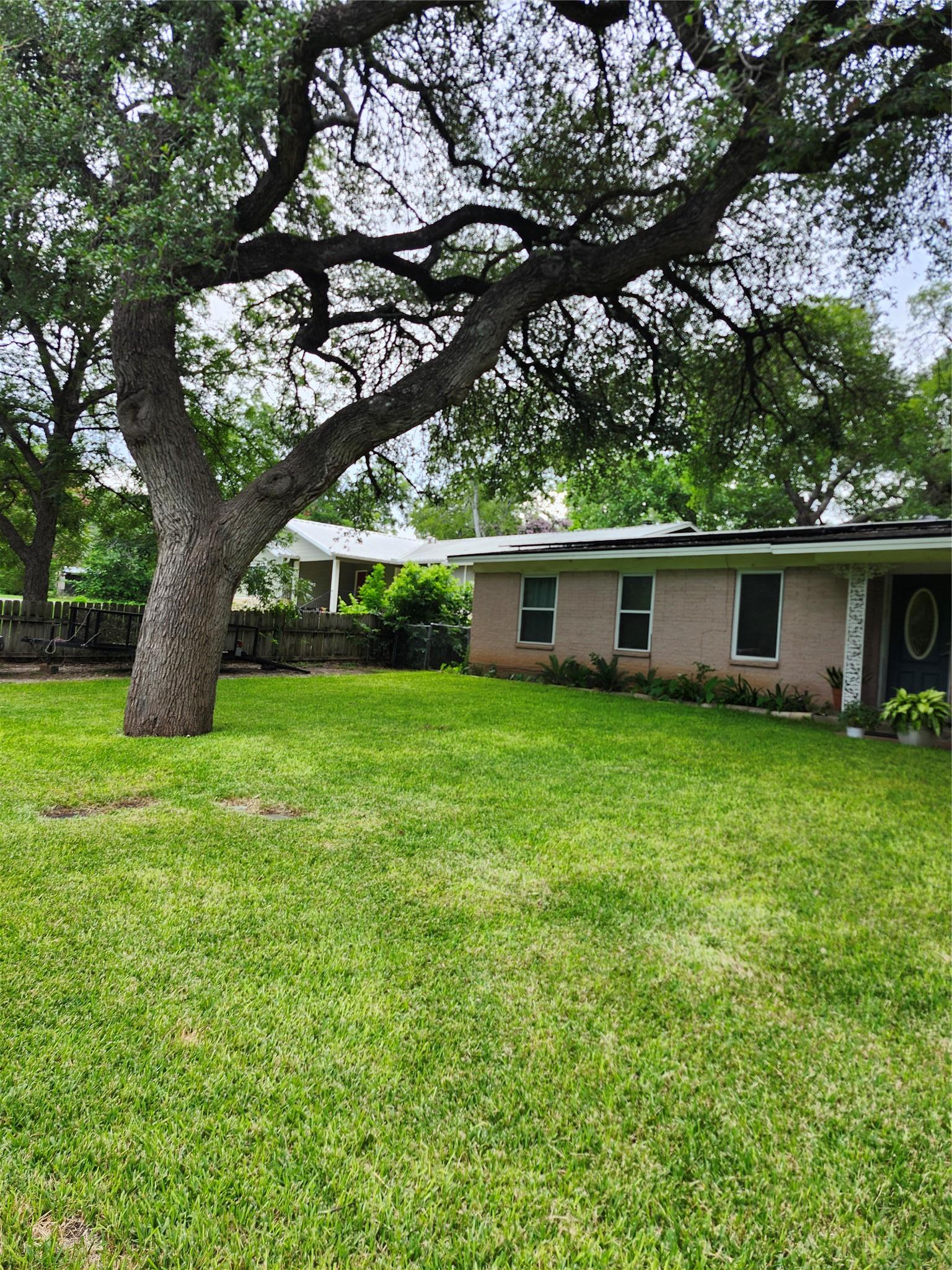 11702 Hornsby Street Austin TX 78753