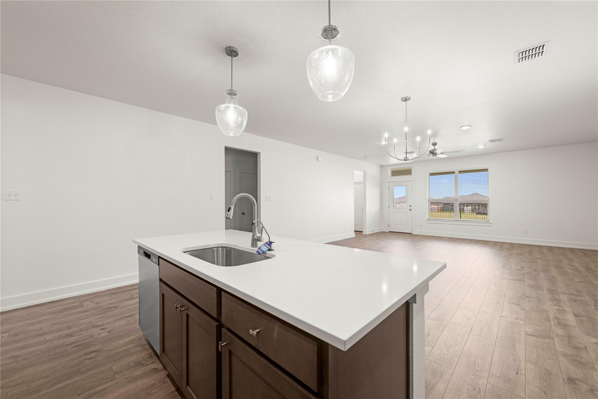 540 Gus Loop Georgetown TX 78626