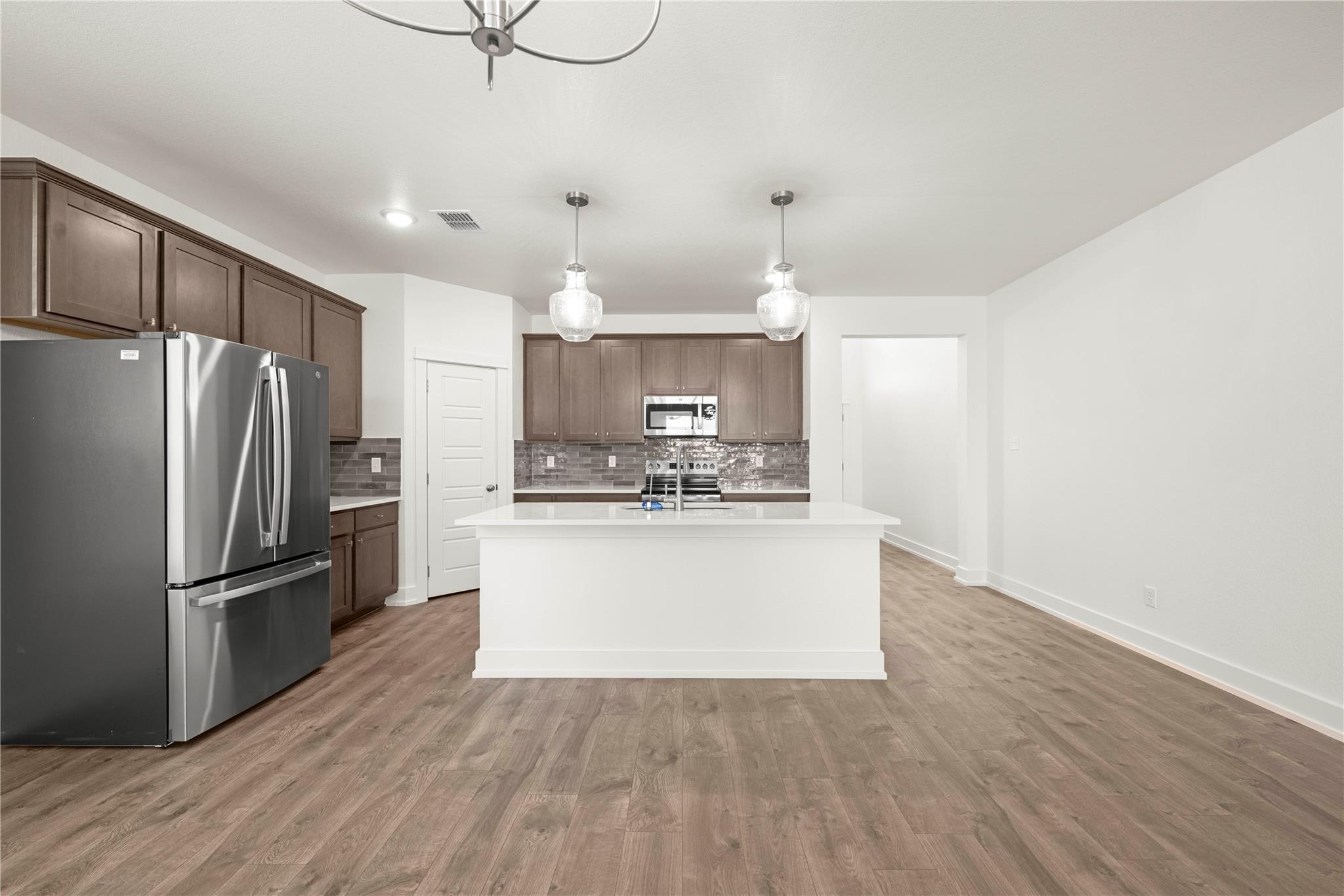 540 Gus Loop Georgetown TX 78626