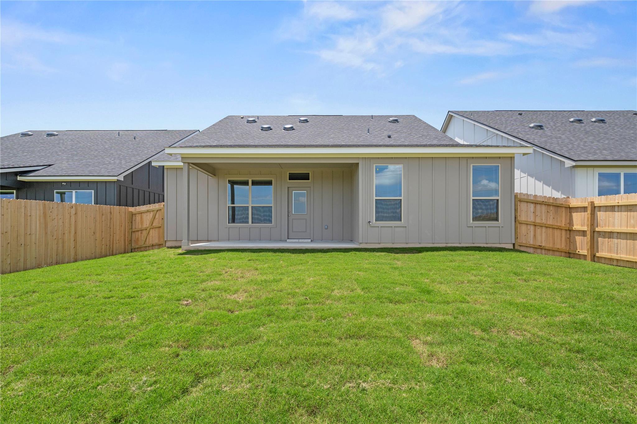 540 Gus Loop Georgetown TX 78626