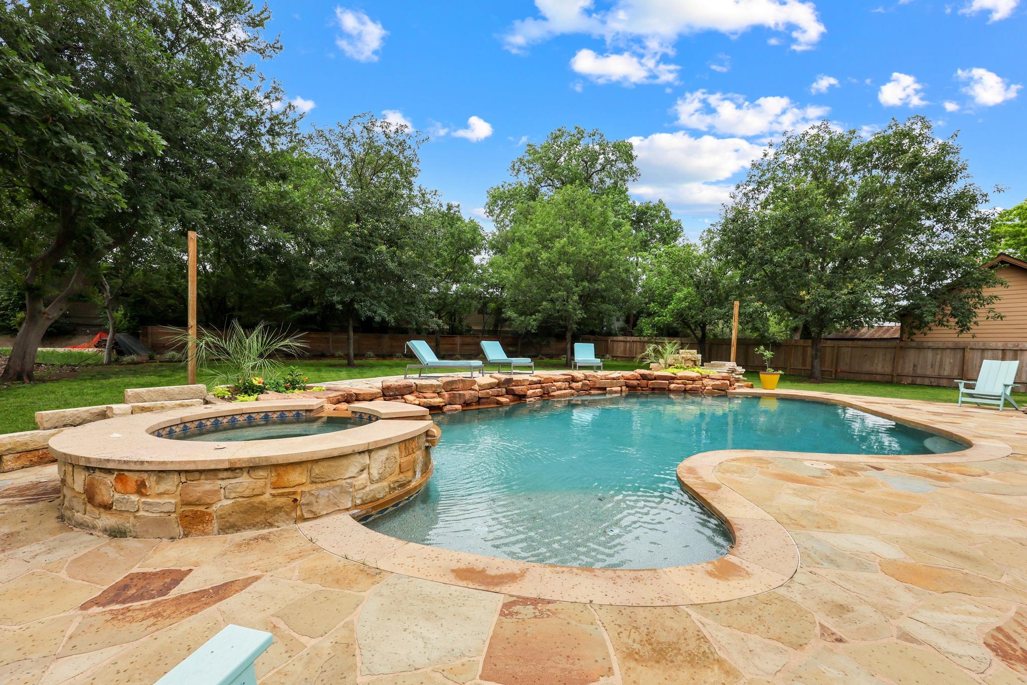 5002 Finley Drive Austin TX 78731