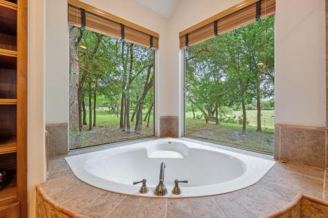 201 Shady Oaks Trail Liberty Hill TX 78642