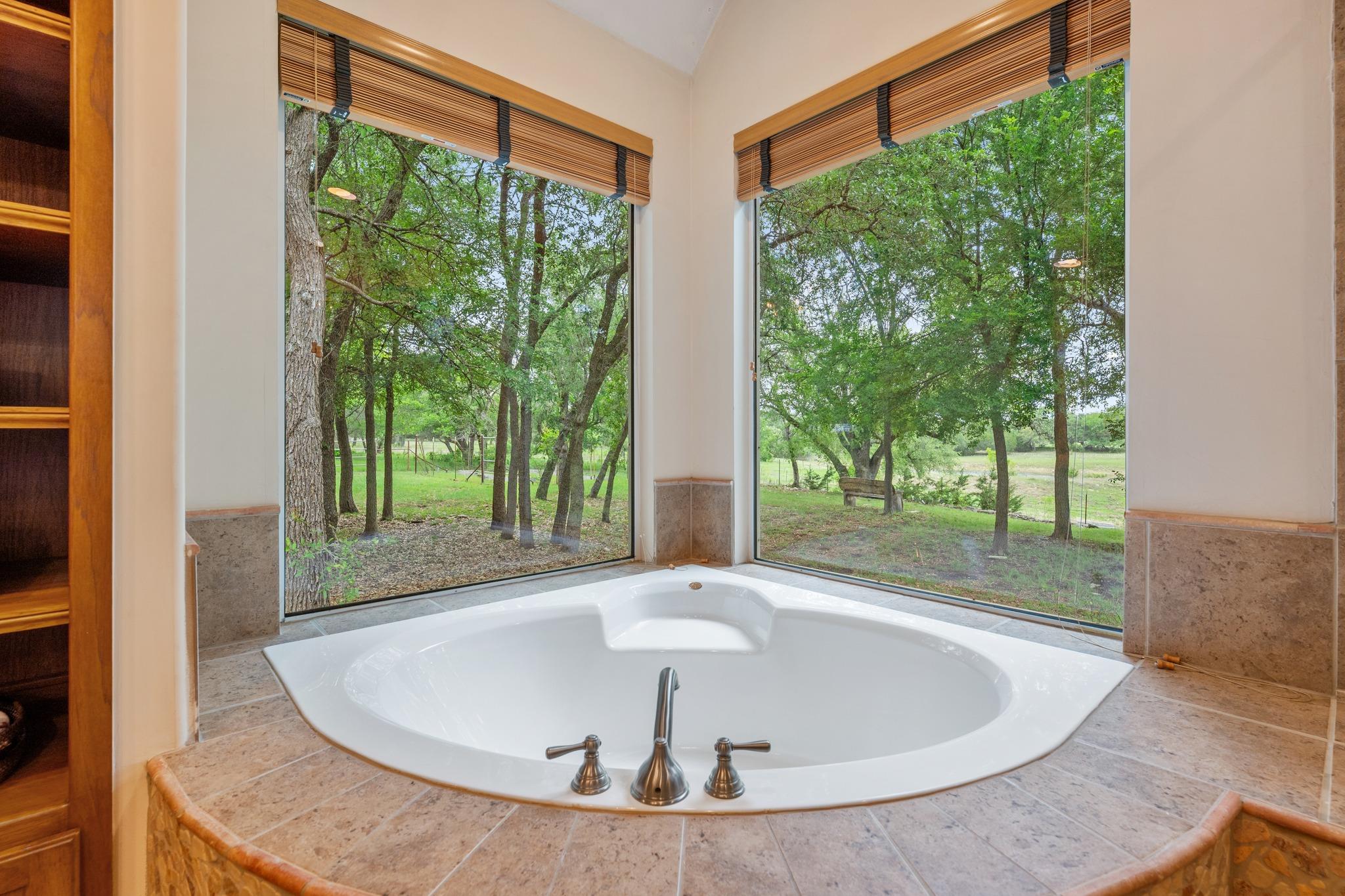 201 Shady Oaks Trail Liberty Hill TX 78642