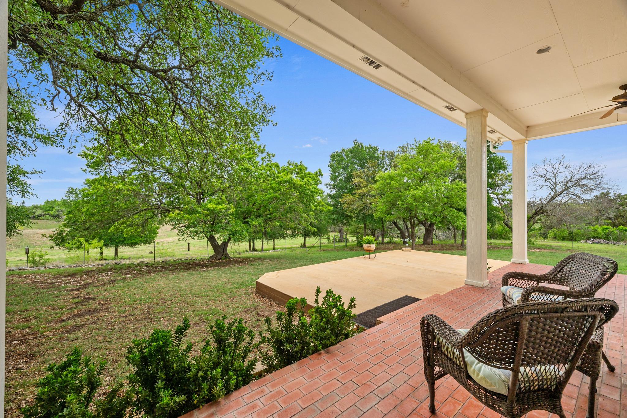 201 Shady Oaks Trail Liberty Hill TX 78642