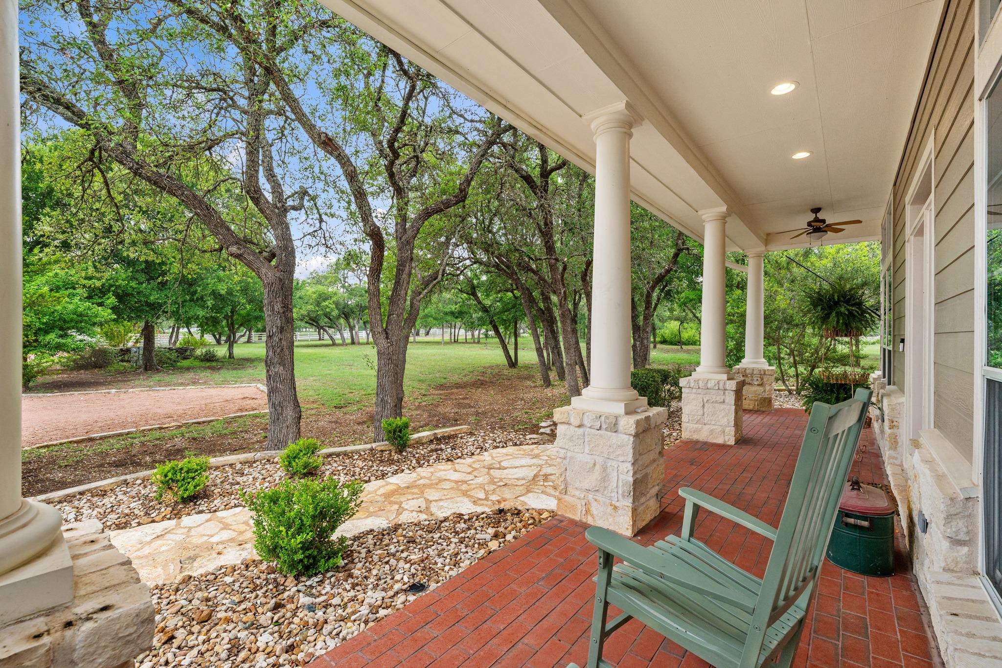 201 Shady Oaks Trail Liberty Hill TX 78642