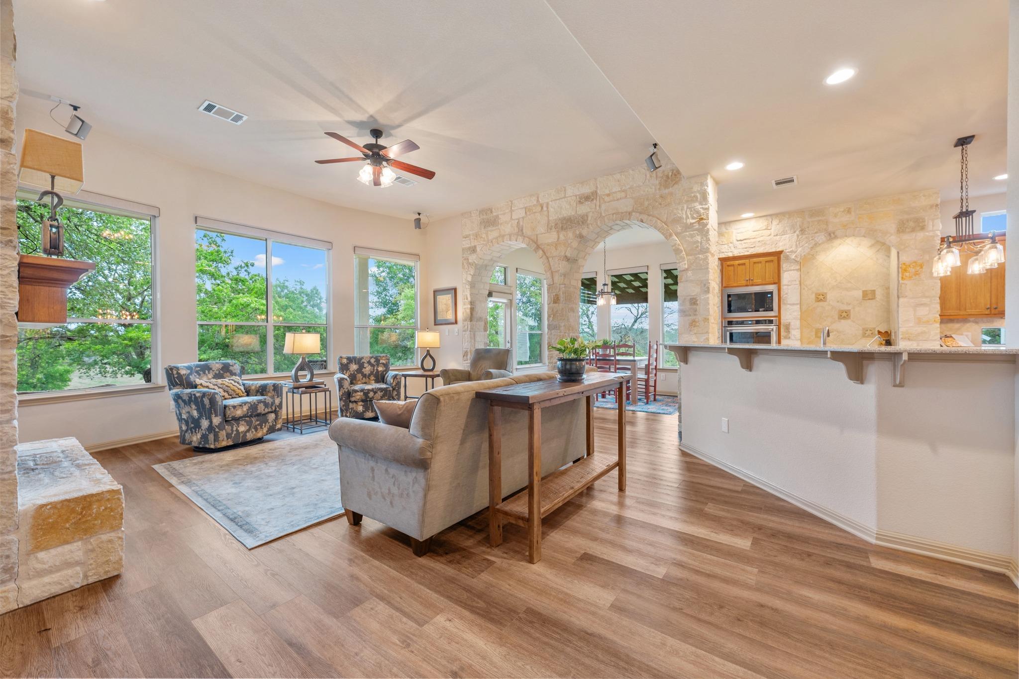 201 Shady Oaks Trail Liberty Hill TX 78642