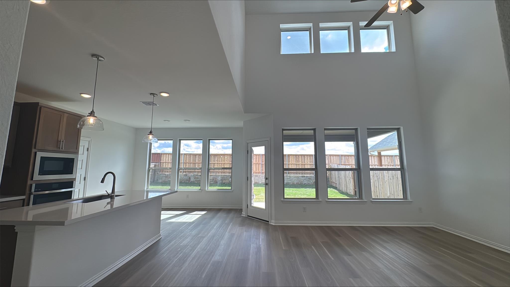 347 Grey Leaf Road Buda TX 78610