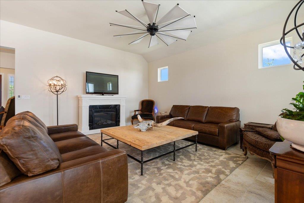 309 Singing Sumac Way San Marcos TX 78666