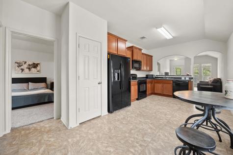 621 Amber Lane Jarrell TX 76537