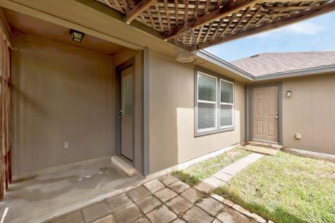 621 Amber Lane Jarrell TX 76537