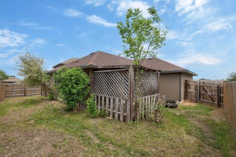 621 Amber Lane Jarrell TX 76537