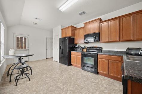 621 Amber Lane Jarrell TX 76537
