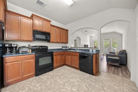621 Amber Lane Jarrell TX 76537