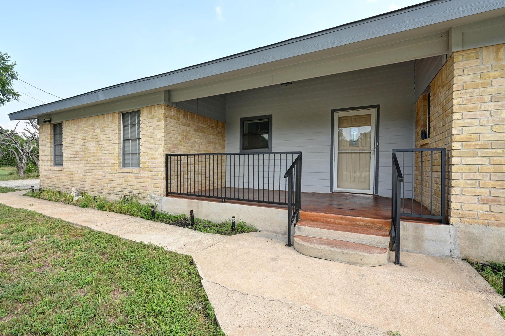 2018 Chaparral Park Road Manchaca TX 78652