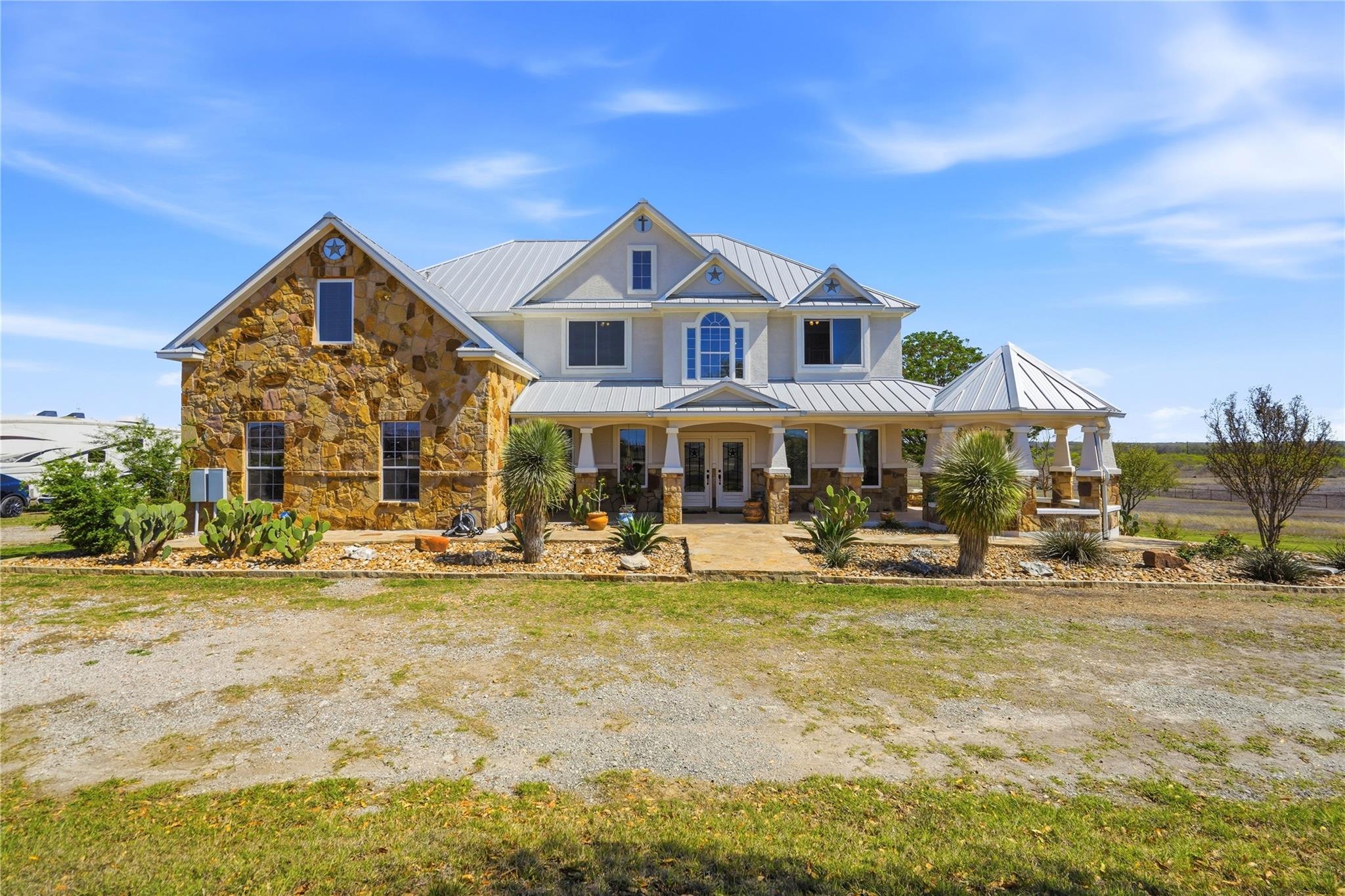 100 Mayfield Lane Lockhart TX 78644