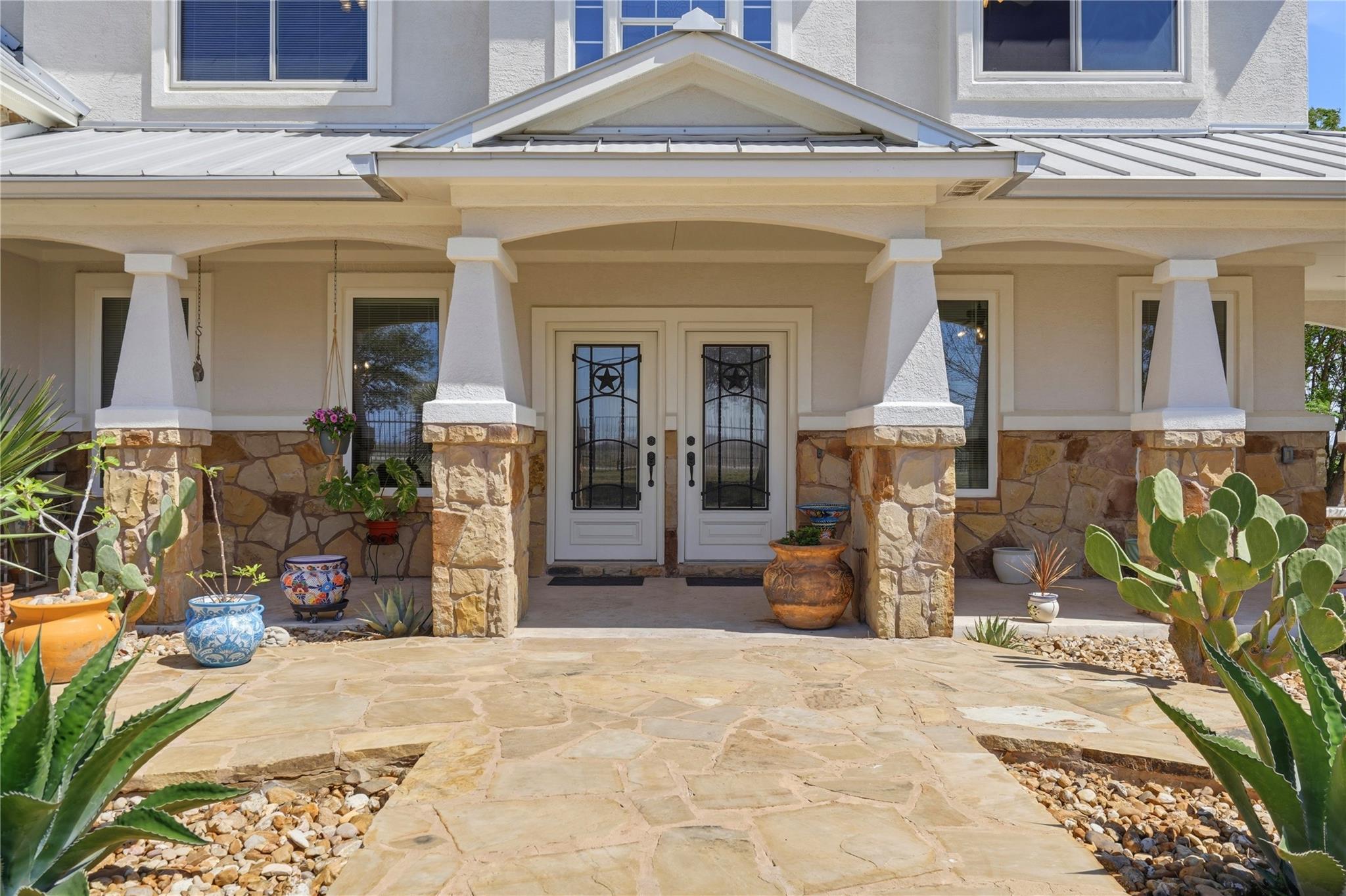 100 Mayfield Lane Lockhart TX 78644