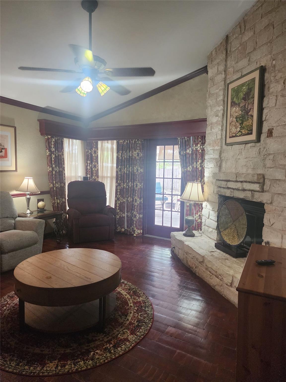 2005 Elysian Fields Austin TX 78727
