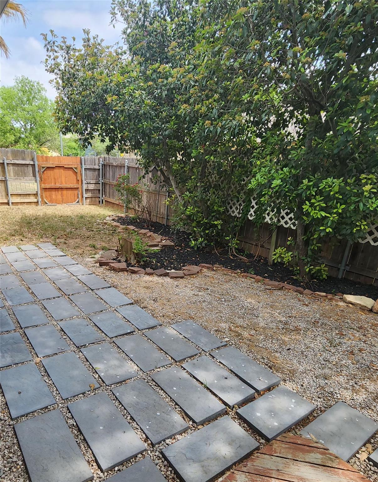 2005 Elysian Fields Austin TX 78727