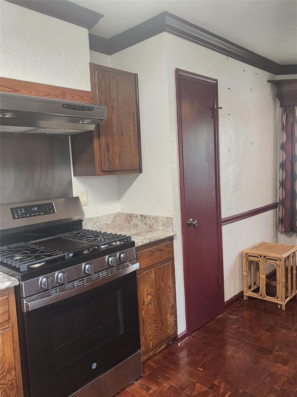 2005 Elysian Fields Austin TX 78727