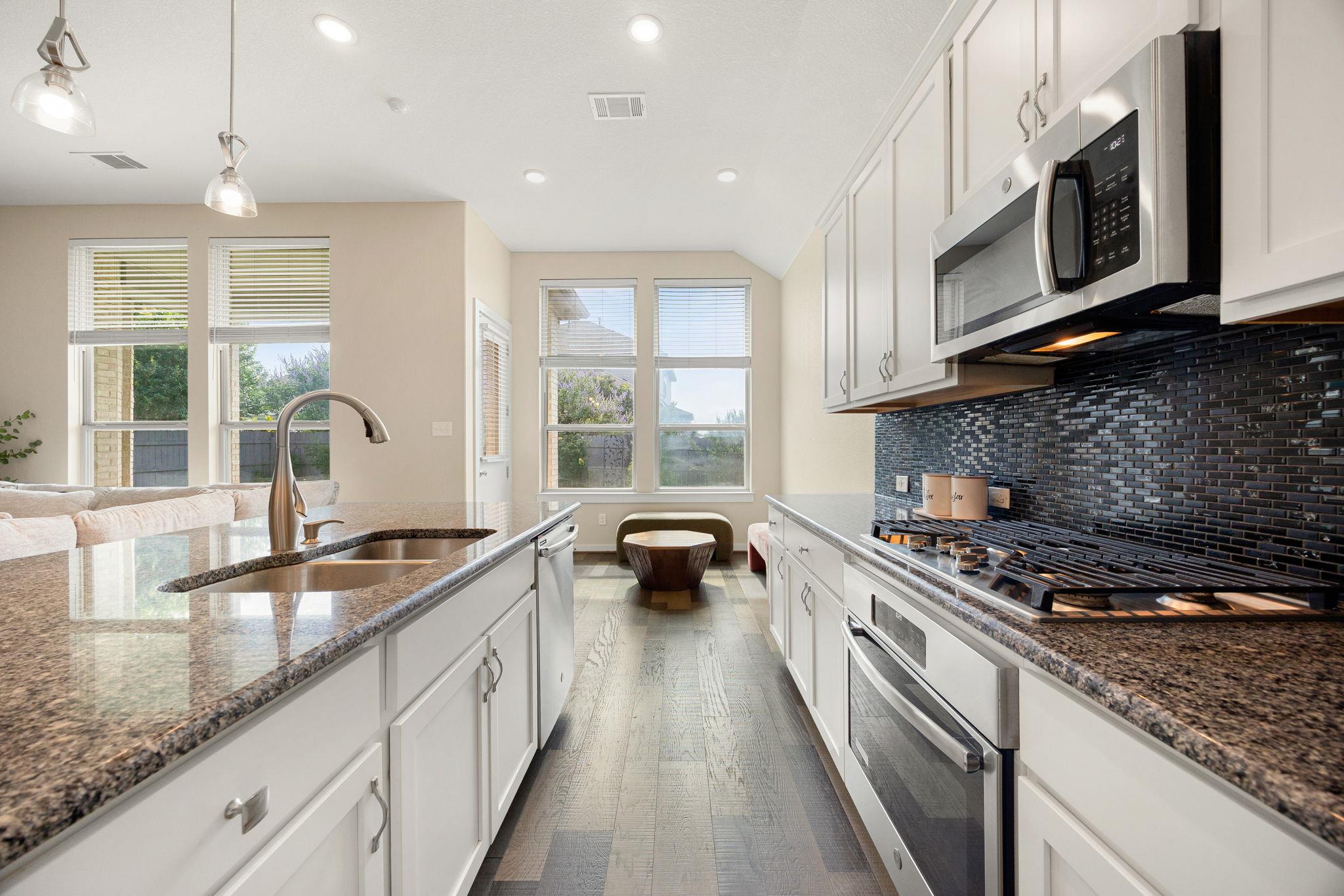 6633 Verona Place Round Rock TX 78665