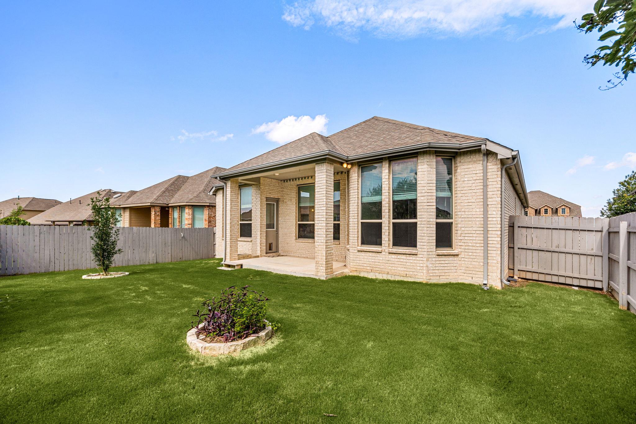 6633 Verona Place Round Rock TX 78665