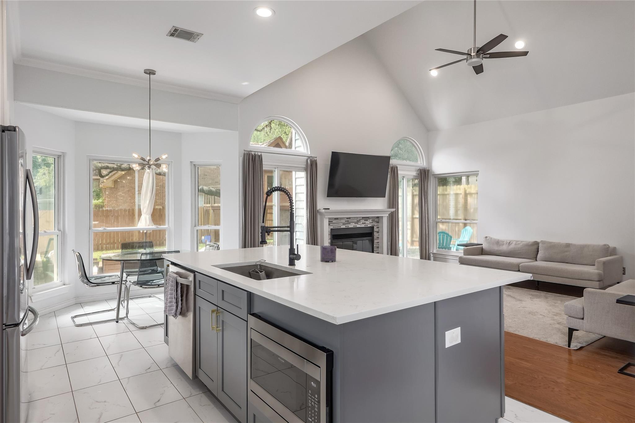 3107 Fort Worth Trail Austin TX 78748