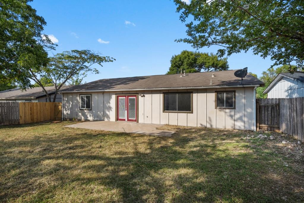 6310 Shadow Bend Austin TX 78745