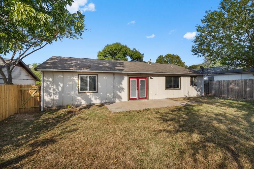6310 Shadow Bend Austin TX 78745
