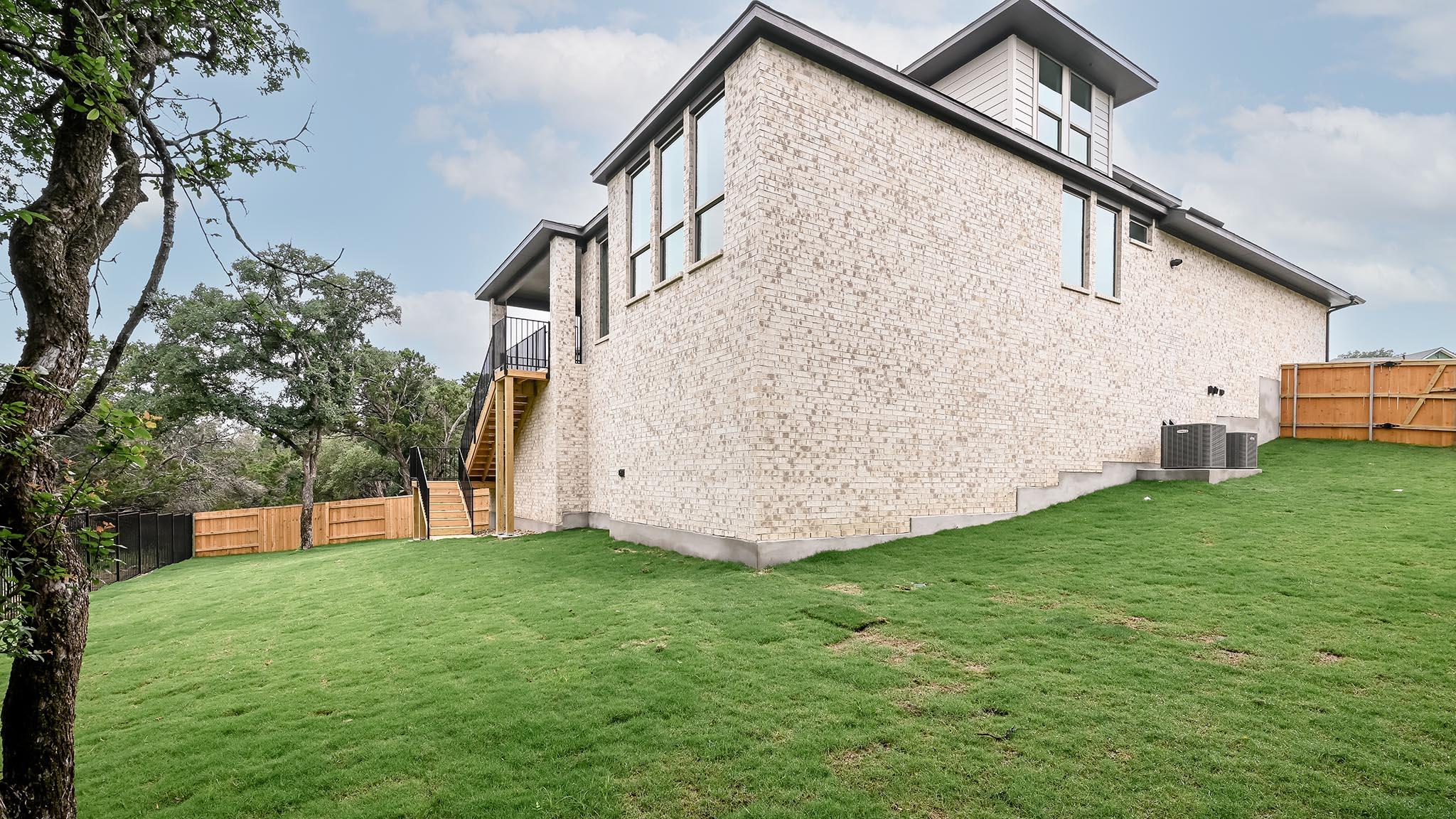 173 Lily Pad Kyle TX 78640