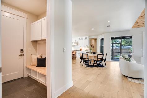 1009 Karen Avenue Austin TX 78757