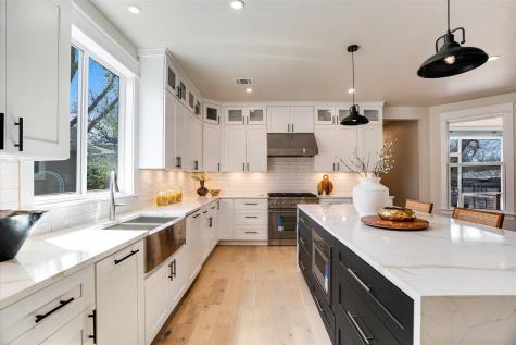 1009 Karen Avenue Austin TX 78757