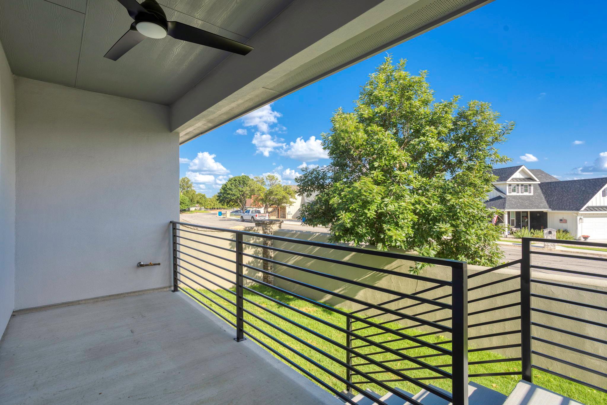 1901 N Chateau Lane Lane N Kerrville TX 78028