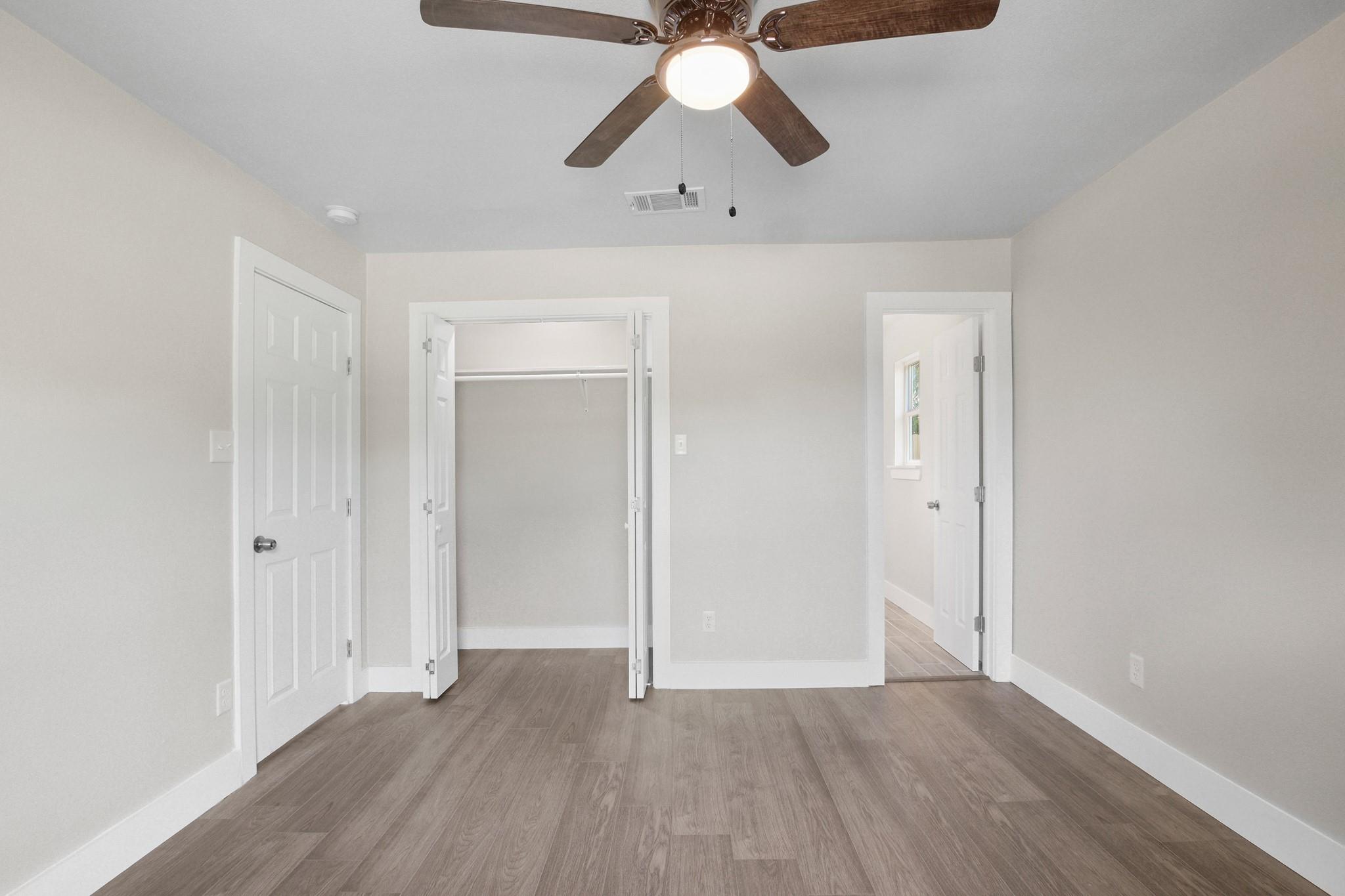 713 Burkett Street Taylor TX 76574