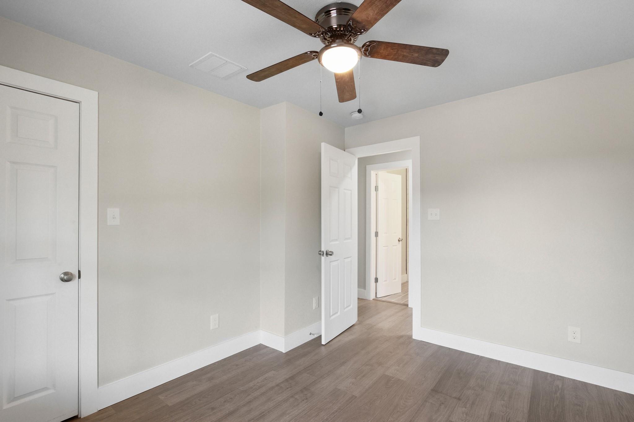713 Burkett Street Taylor TX 76574