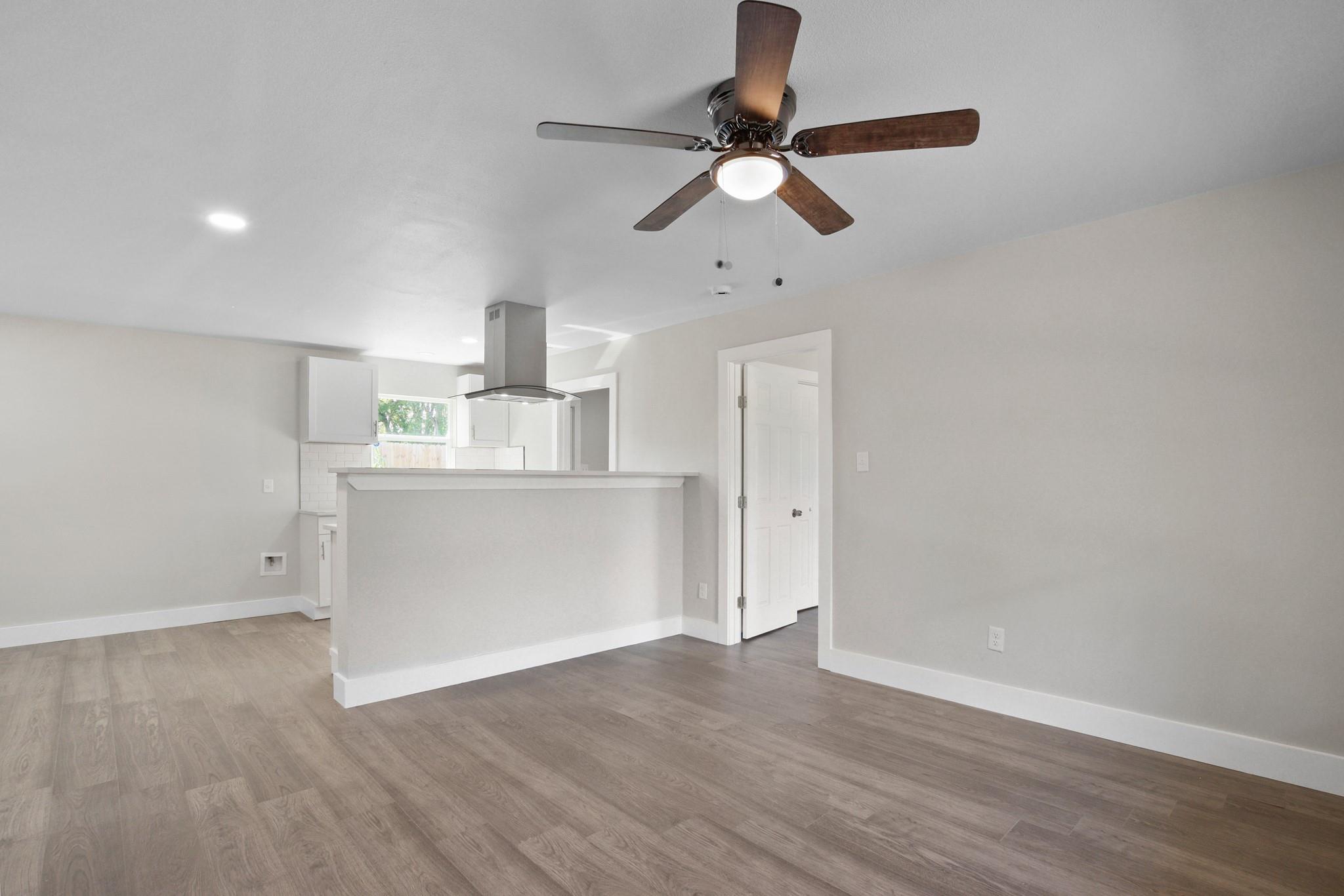 713 Burkett Street Taylor TX 76574