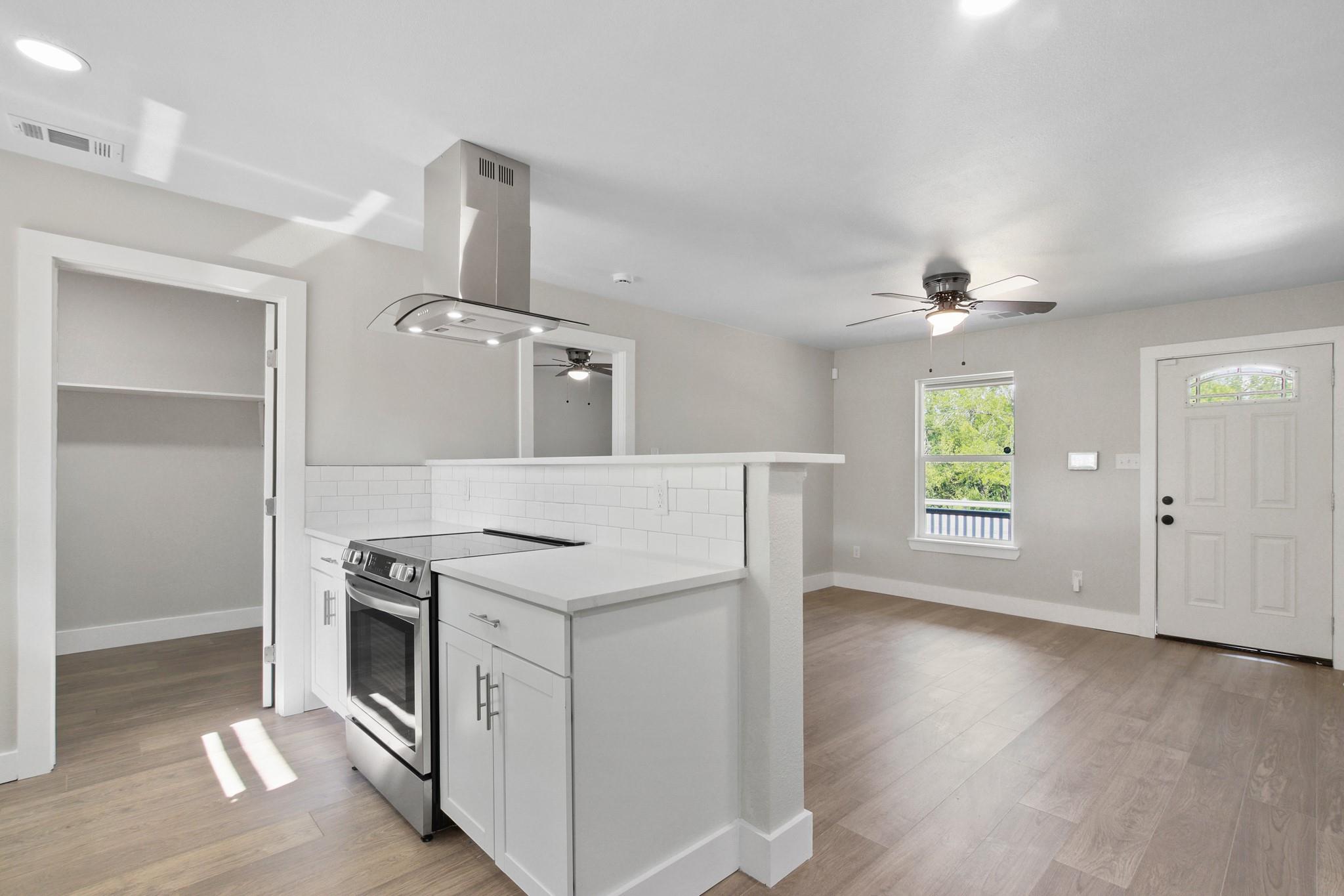 713 Burkett Street Taylor TX 76574