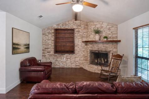 407 Suttles Avenue San Marcos TX 78666