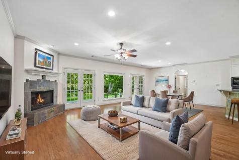 307 W 4th Street Elgin TX 78621
