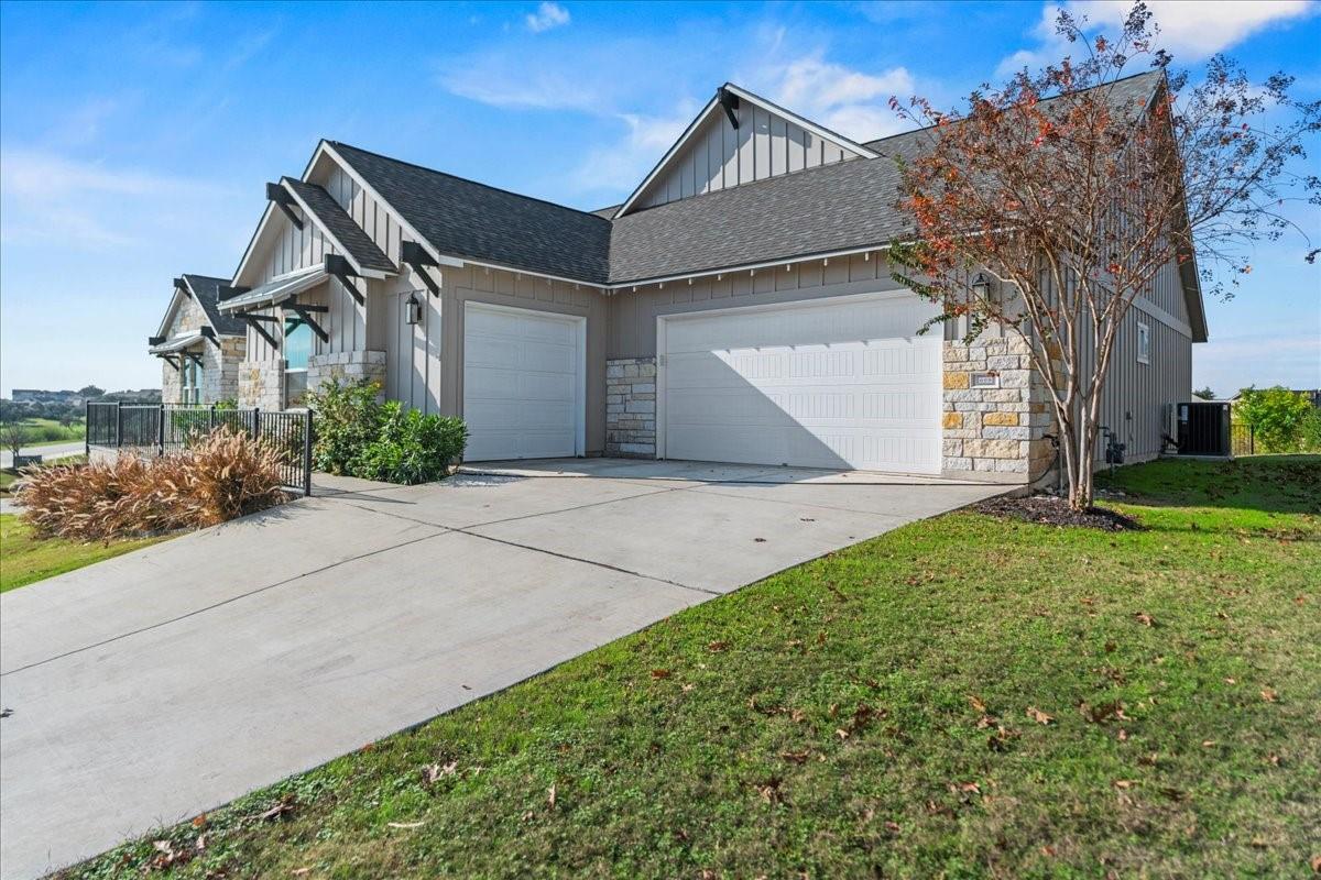 609 Dancing Oak Lane San Marcos TX 78666
