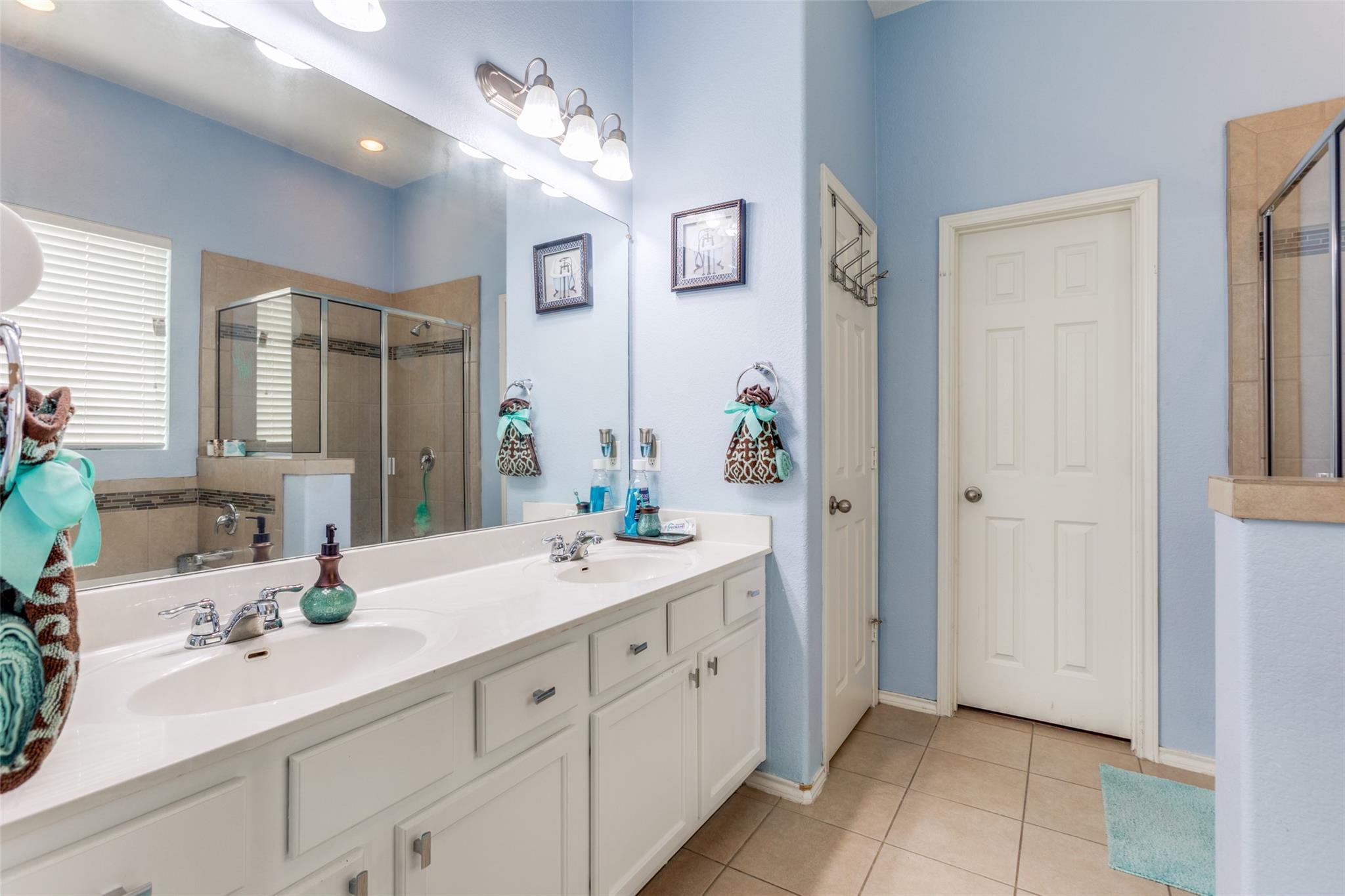 1814 Paseo Verde Drive Leander TX 78641