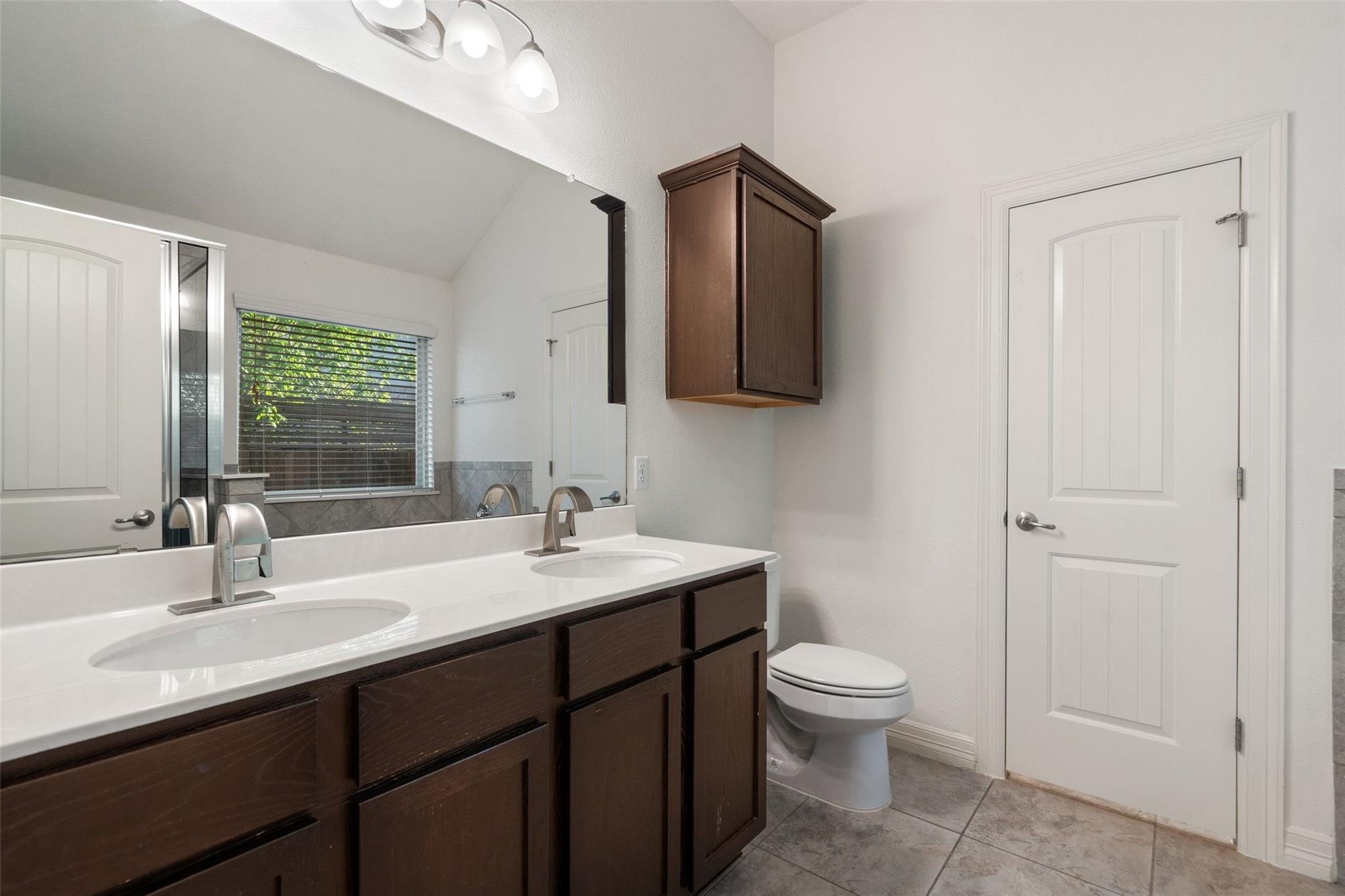 2705 Kingsland Way Austin TX 78725