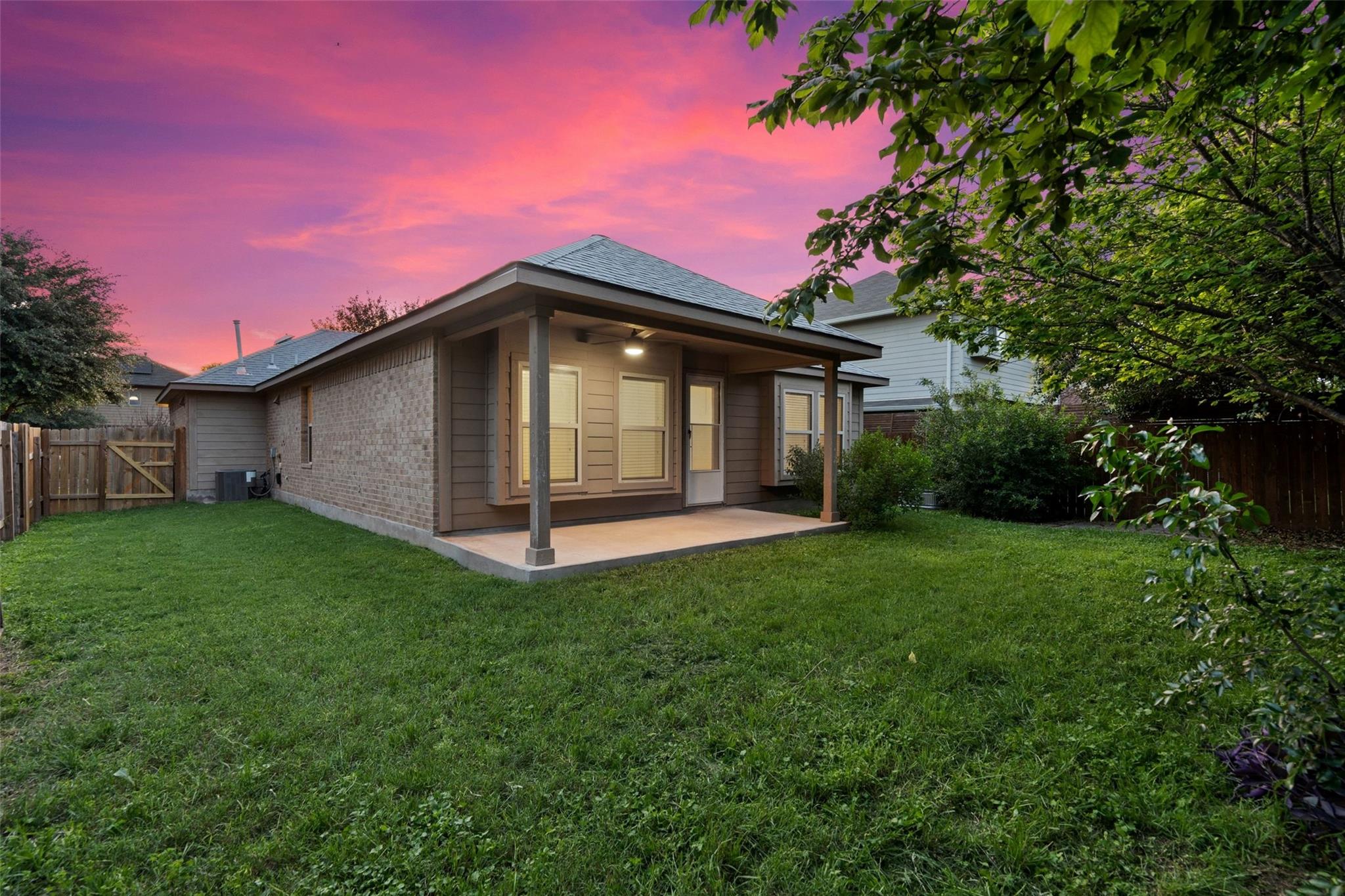 2705 Kingsland Way Austin TX 78725